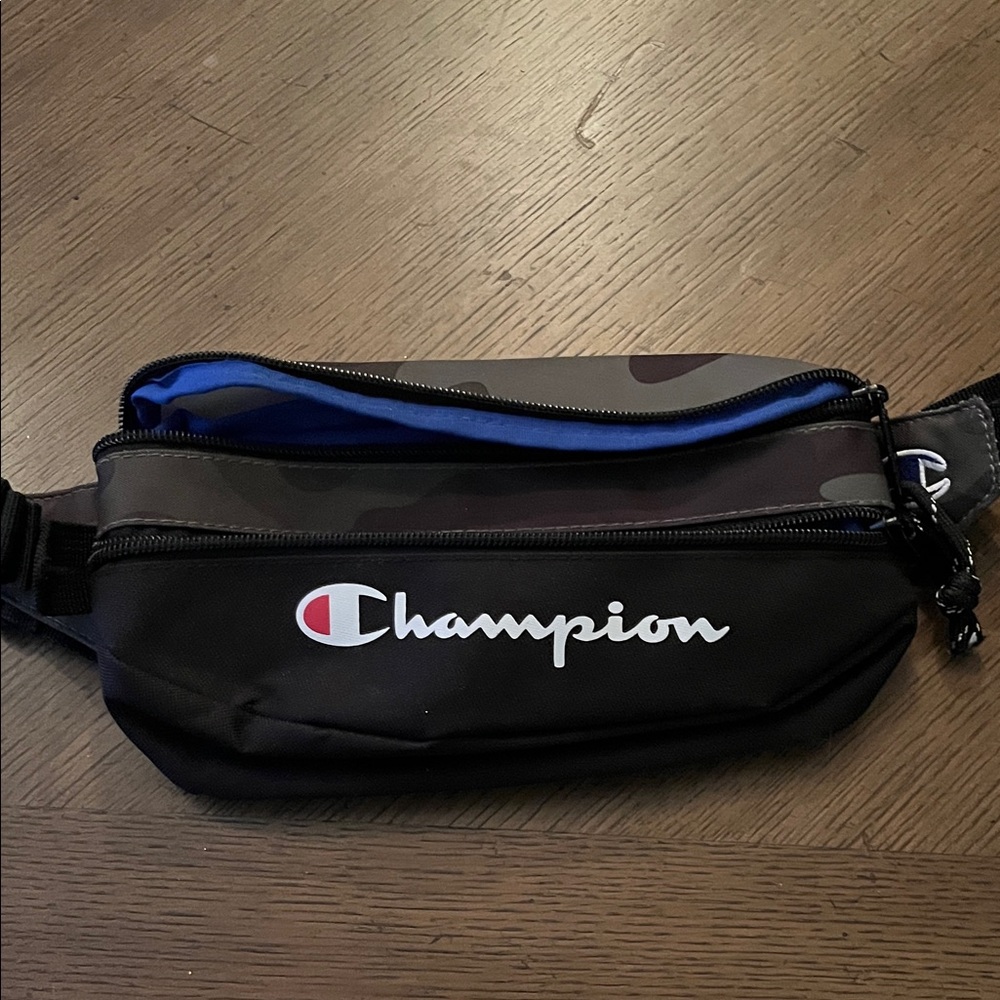 Champion Fanny Pack
